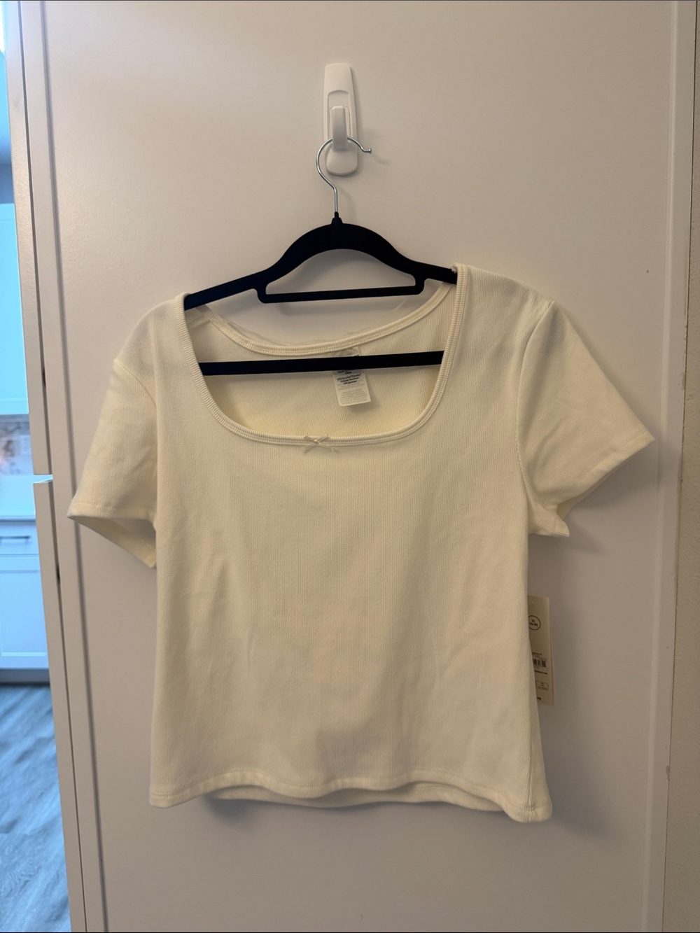 No Boundaries Cream Short Sleeve Scoop Neck Tee